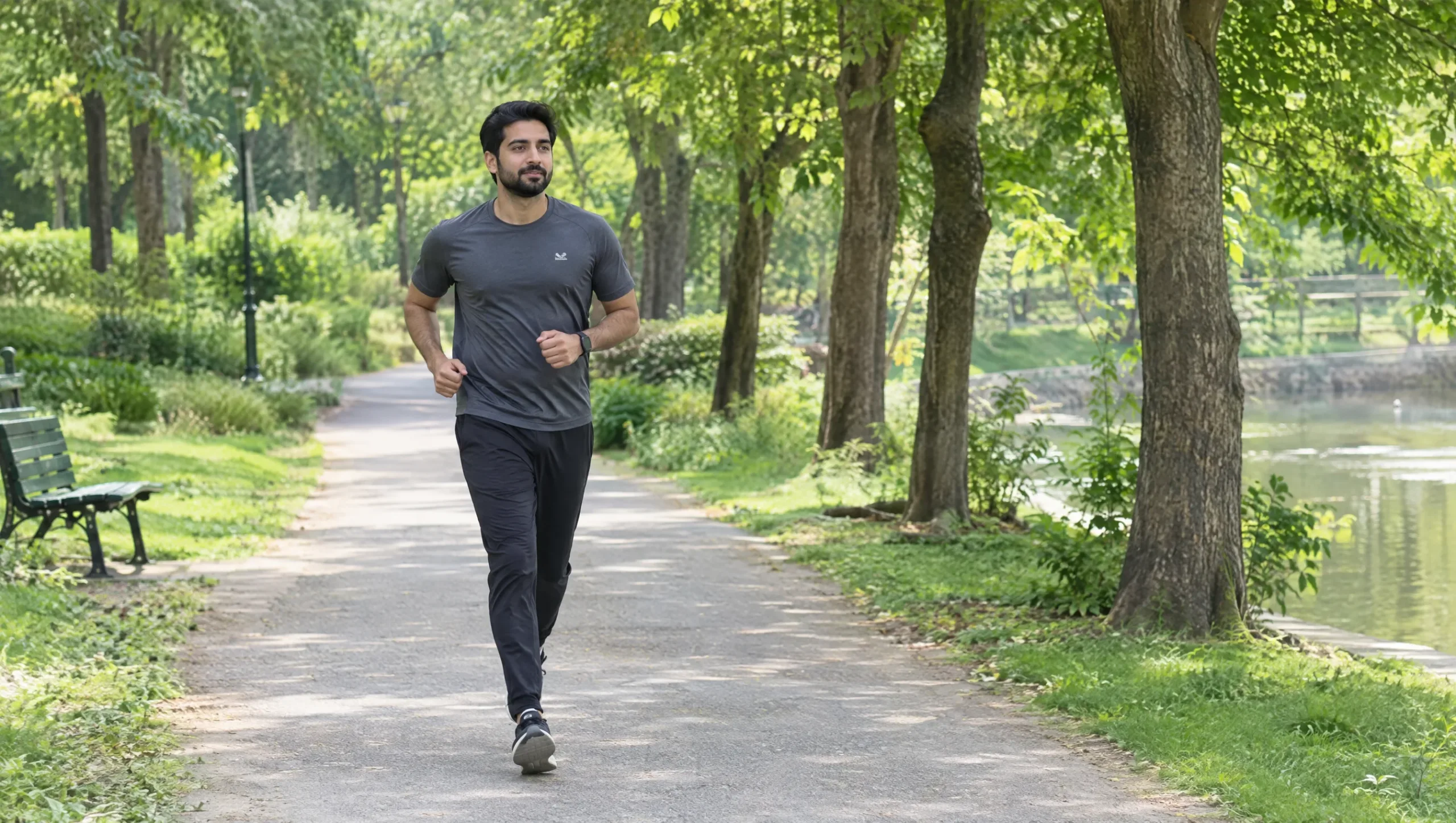 Runner jogging at an easy pace while recovering from runner's knee